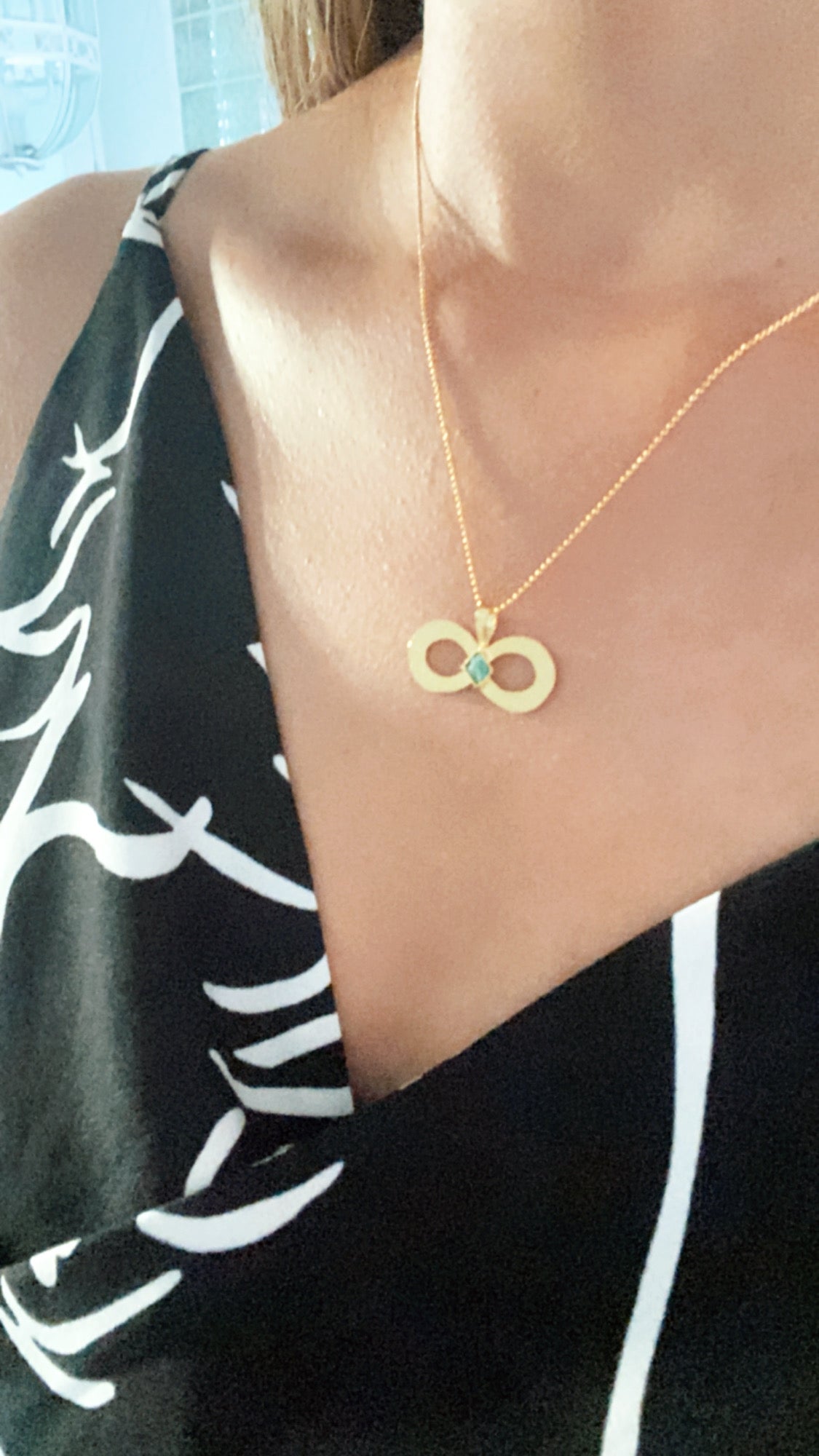 Simple Infinite Necklace