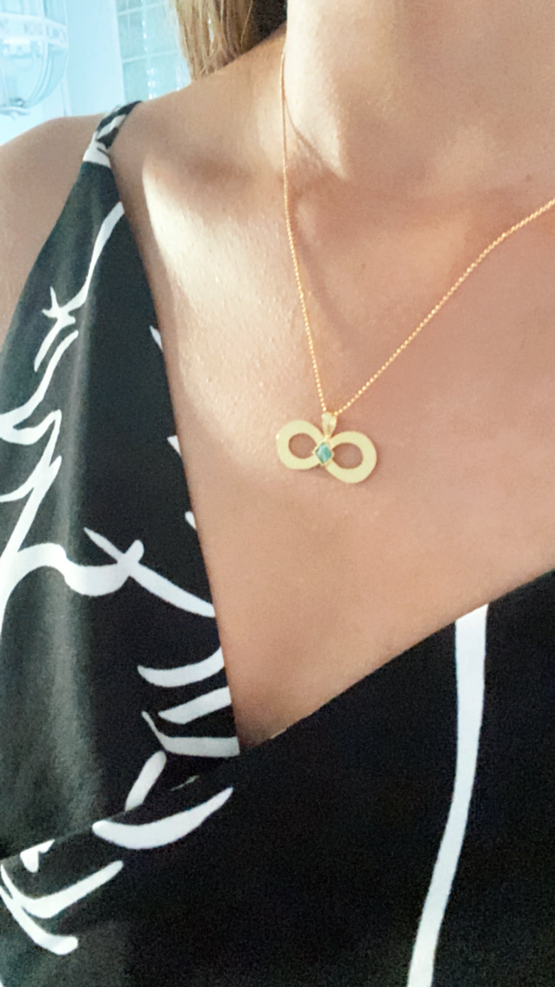 Simple Infinite Necklace