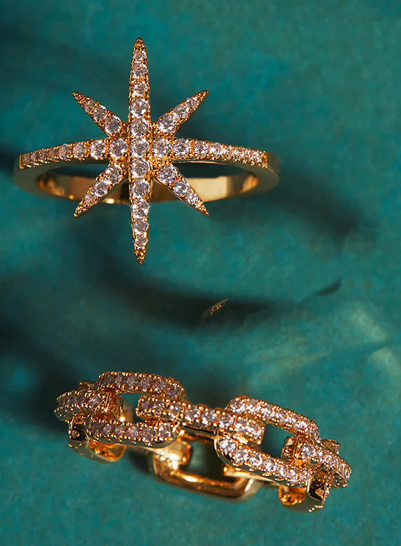 Glam chains ring