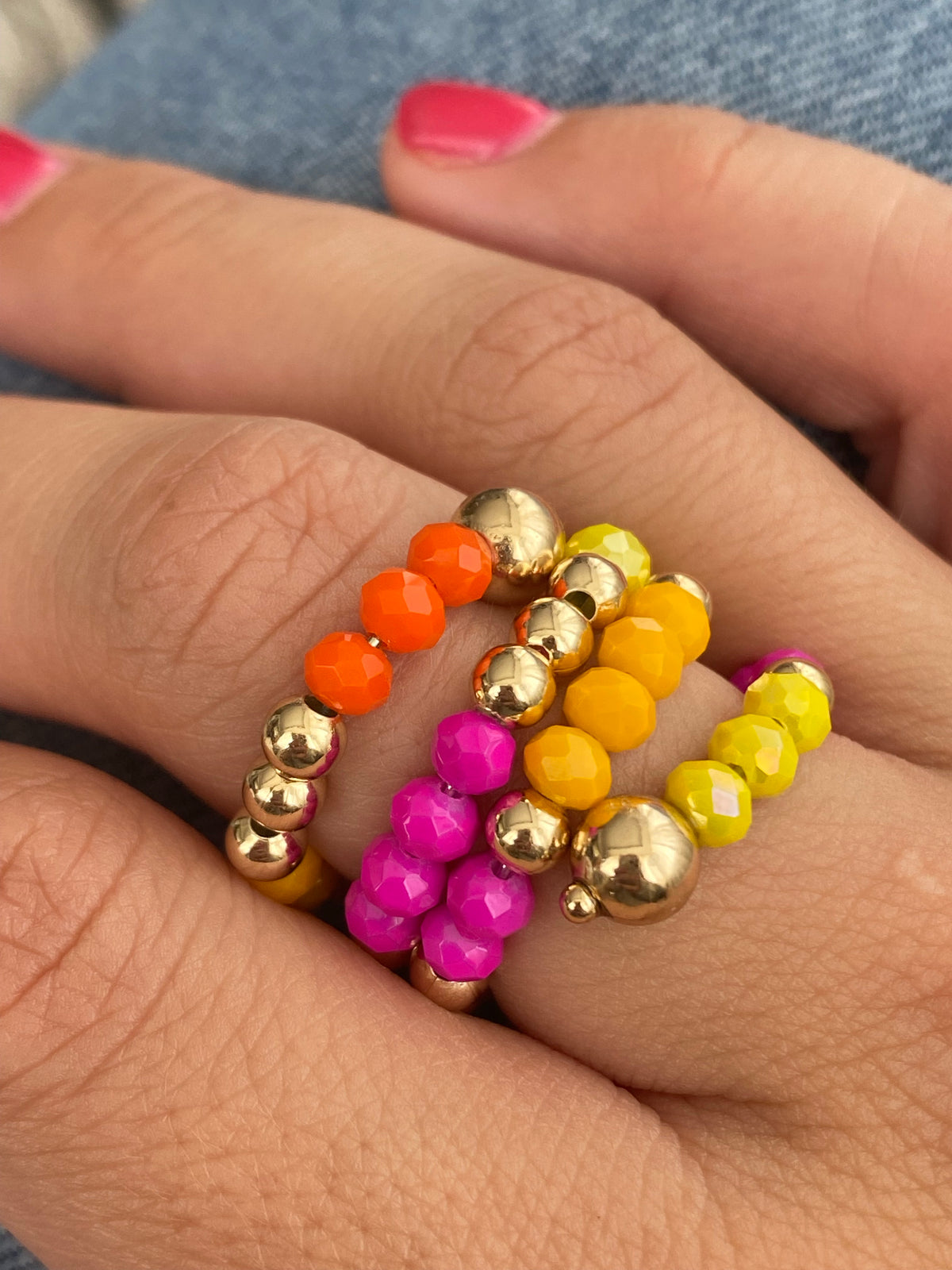 Serpentine rings