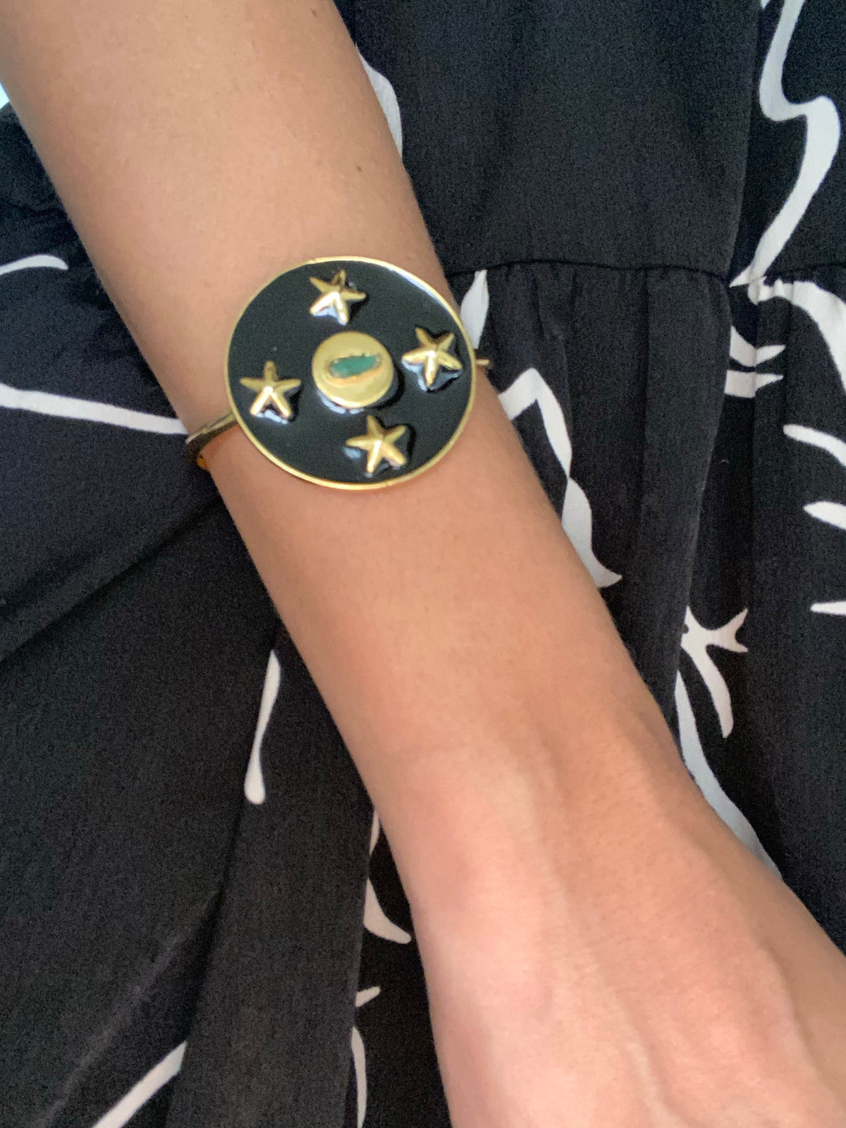 V-Lyra Bracelet