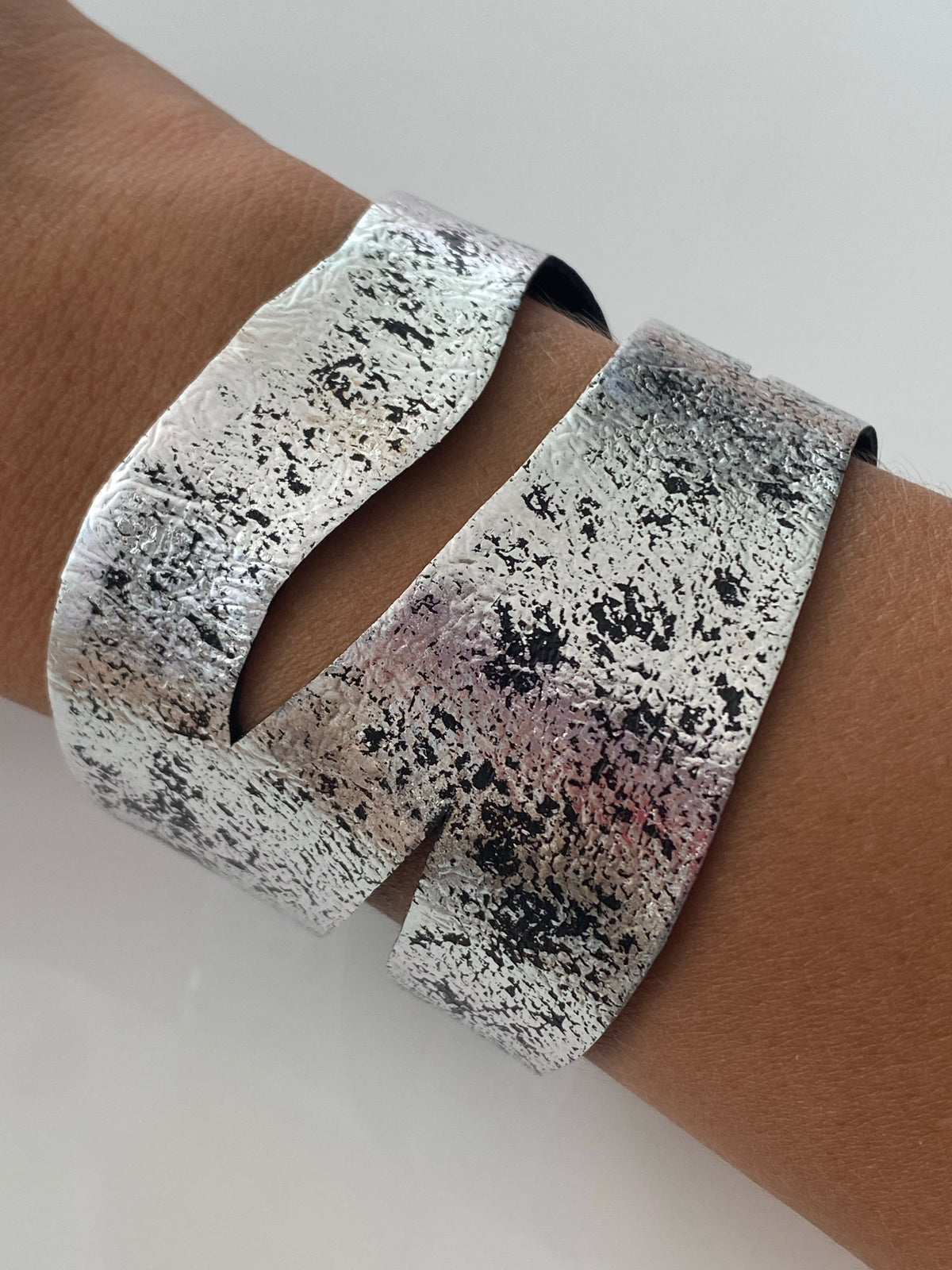 Open leather cuff